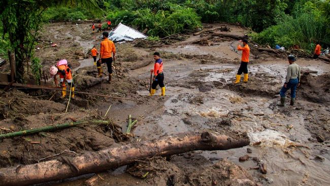 Update Korban Longsor di Sibolangit: 7 Tewas, 20 Luka